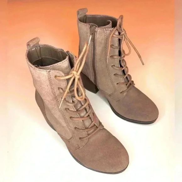 Nine West Women’s Jenseno Ankle Booties Size- 6.5 M - Picture 3 of 10